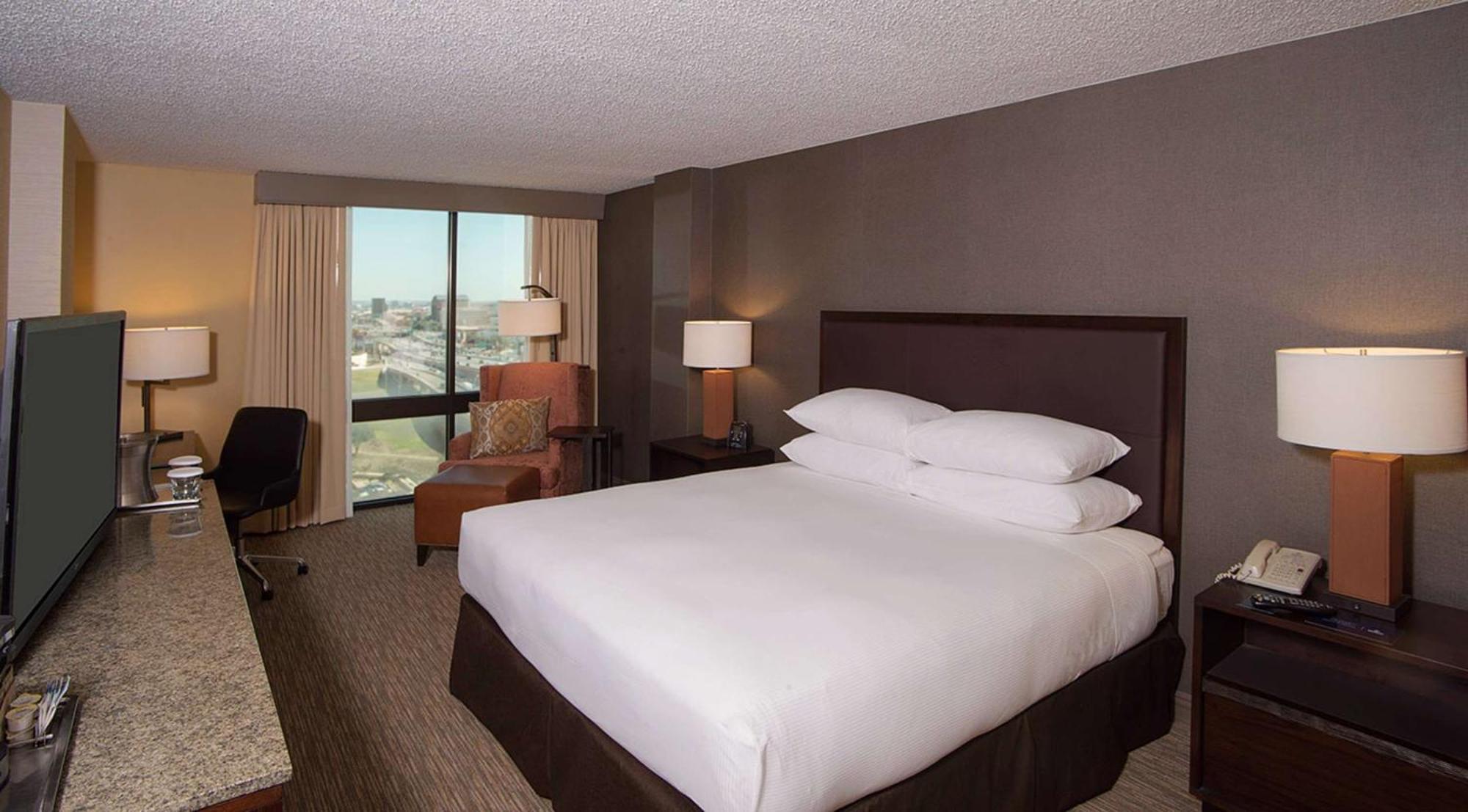 Hotel Doubletree By Hilton San Antonio Airport Extérieur photo